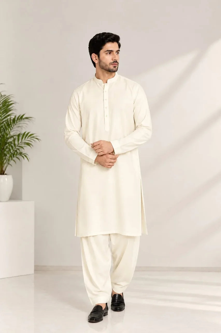 Men’s winter dress in premium fabric, featuring a stylish traditional design, perfect for the winter season.