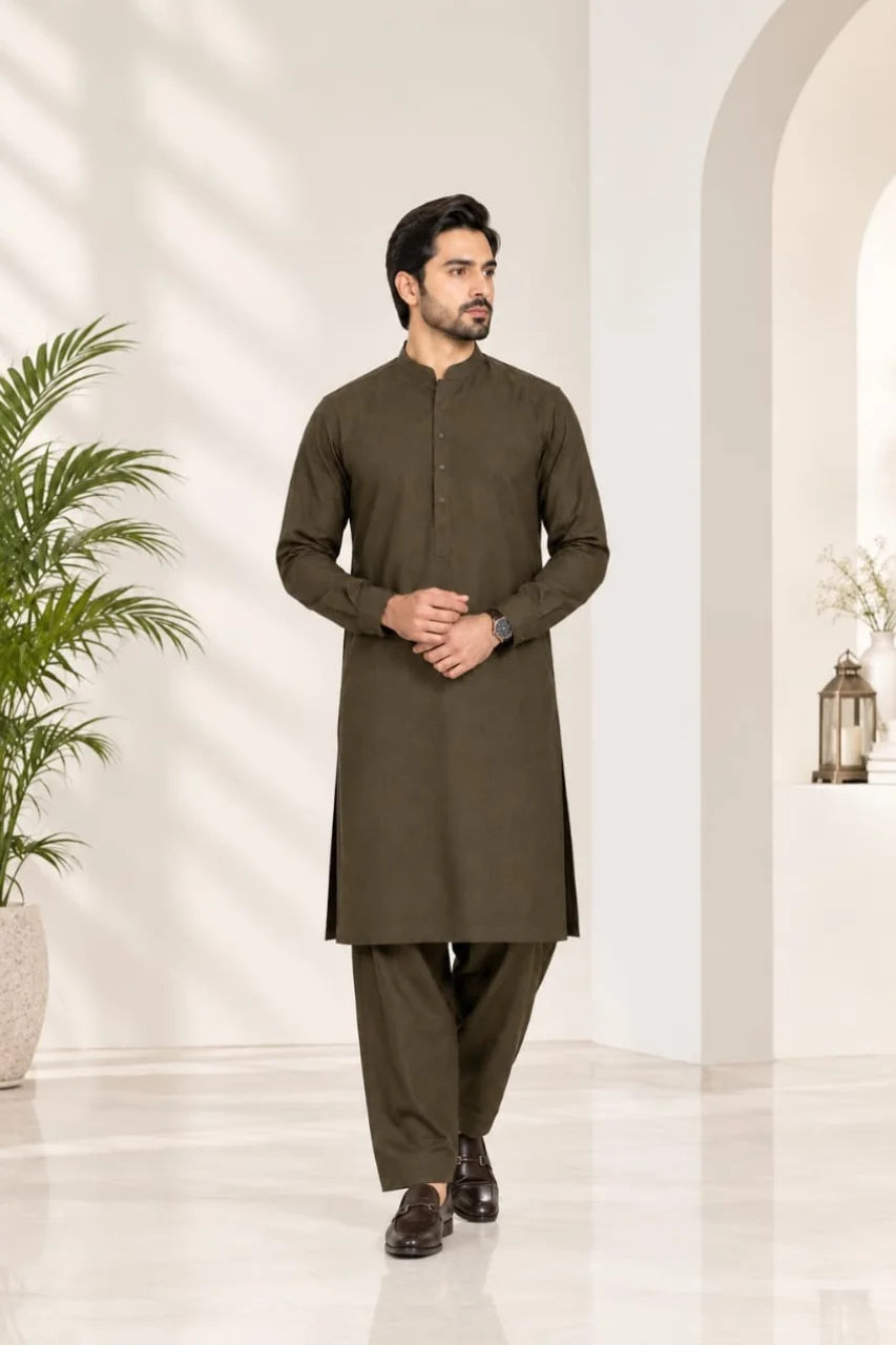 Men’s winter dress in premium fabric, featuring a stylish traditional design, perfect for the winter season.